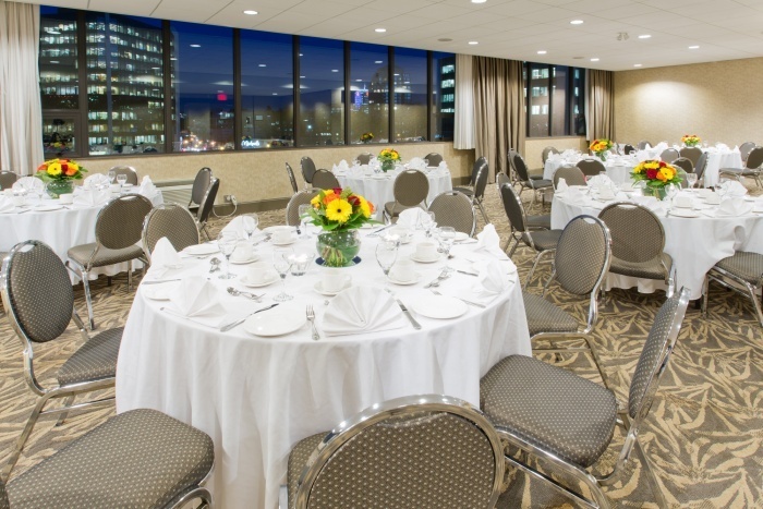 Holiday Inn Vancouver Centre - Venue - Vancouver - Weddinghero.ca