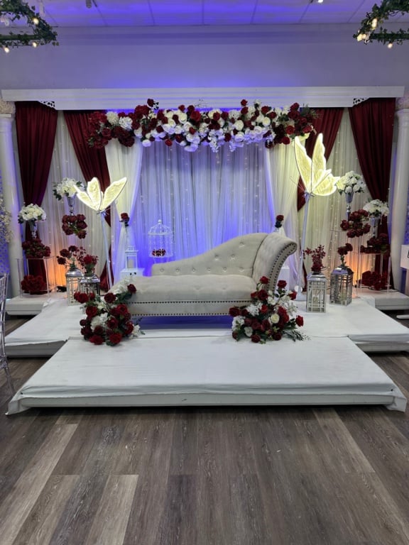 The Place – Elmacan