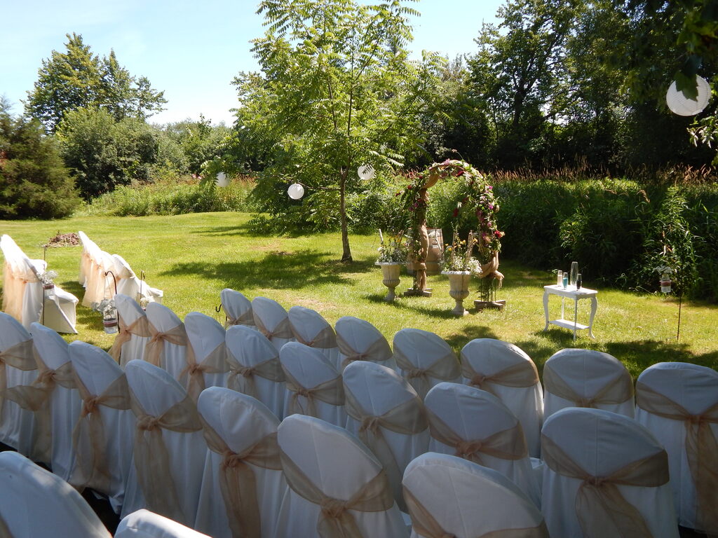 Hillier Creek Estates Winery