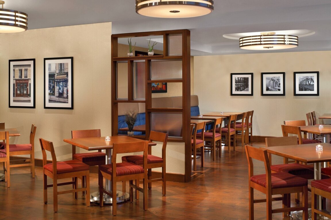 Four Points by Sheraton Gatineau-Ottawa