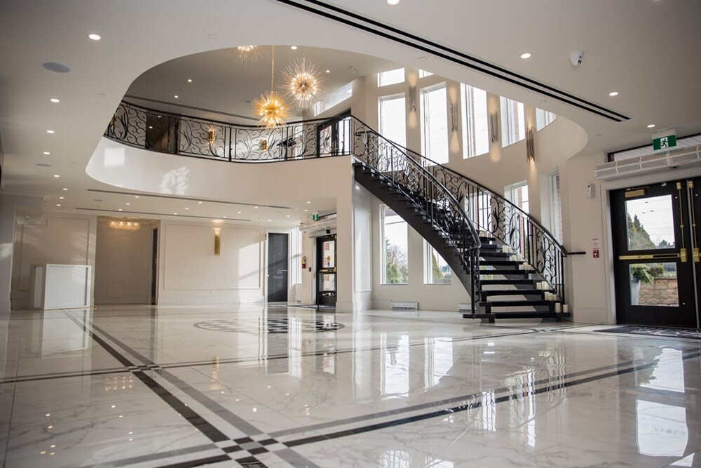 Royal Venetian Mansion