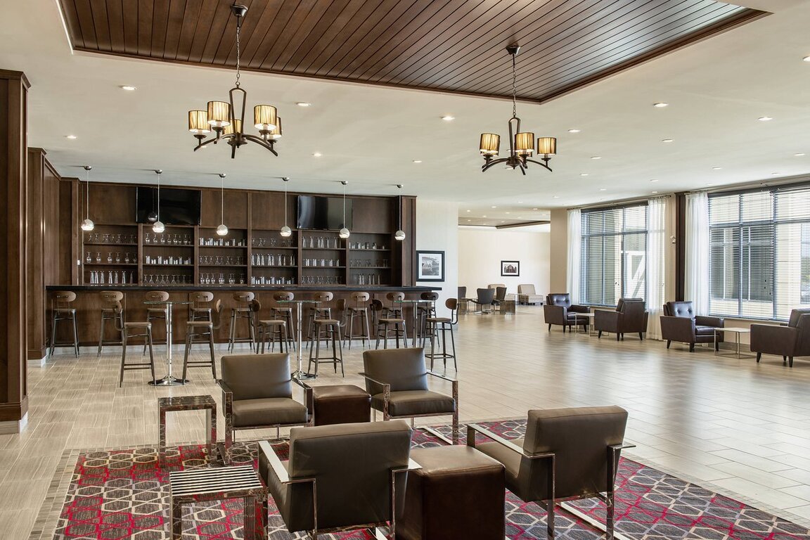 Four Points by Sheraton Grande Prairie