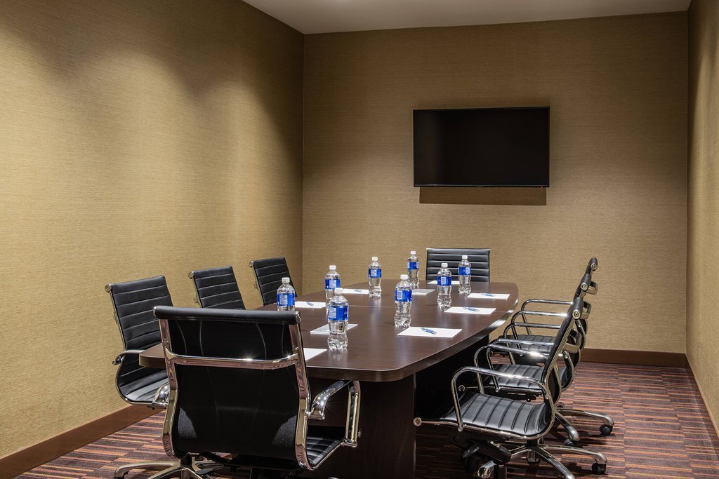 Four Points by Sheraton Grande Prairie