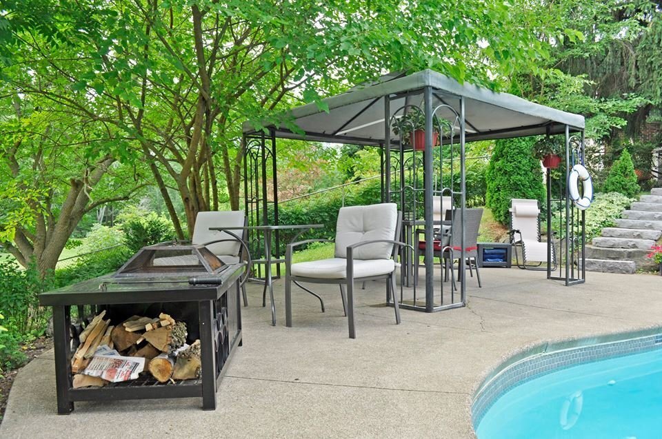 Centennial House Bed and Breakfast