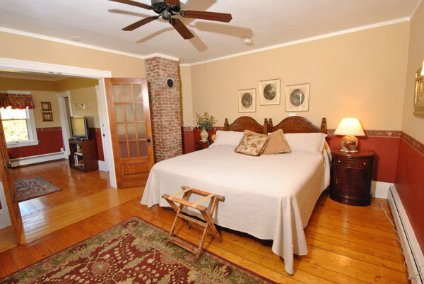 Dominion Hill Country Inn