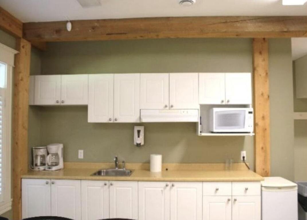 Killarney Lake Rotary Centennial Lodge