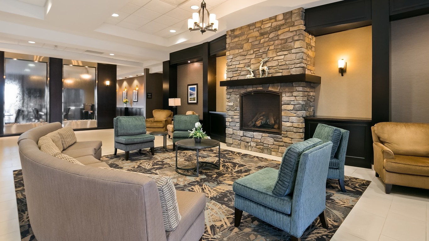 Best Western Plus Okotoks Inn Suites