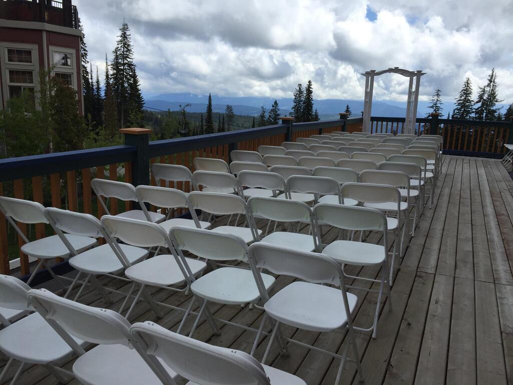 Vance Creek Hotel and Conference Centre
