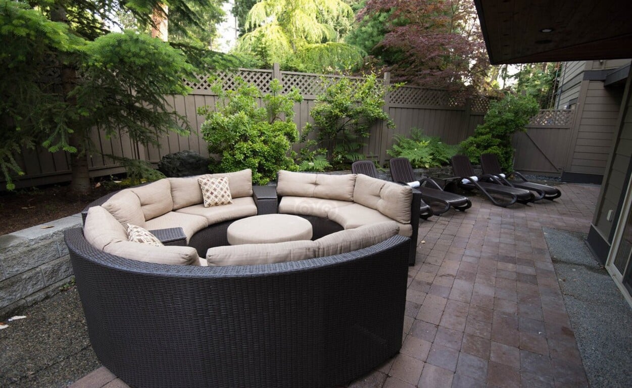 Tigh-Na-Mara Seaside Resort