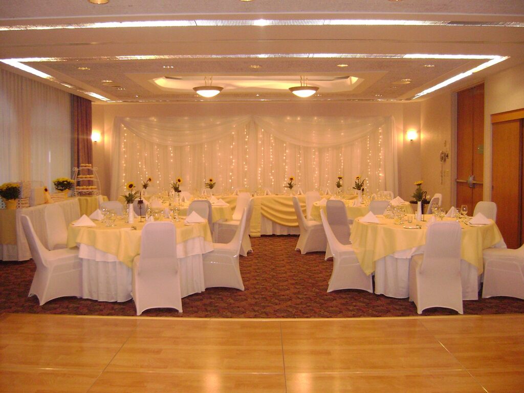 Cartier Place Suite Hotel