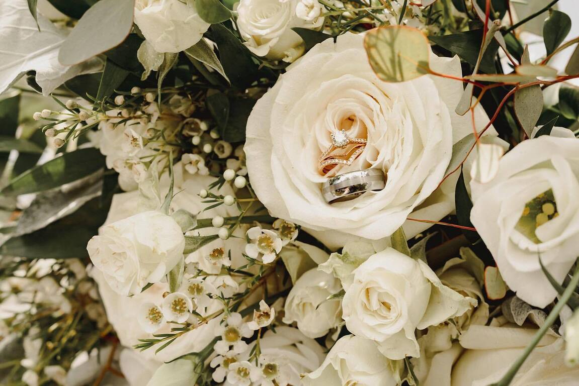 Black and Gold Photography