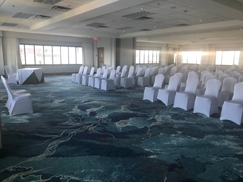 Holiday Inn Kingston Waterfront