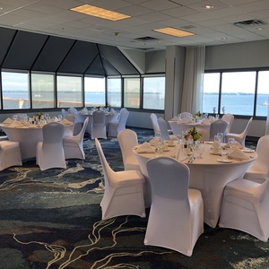 Holiday Inn Kingston Waterfront