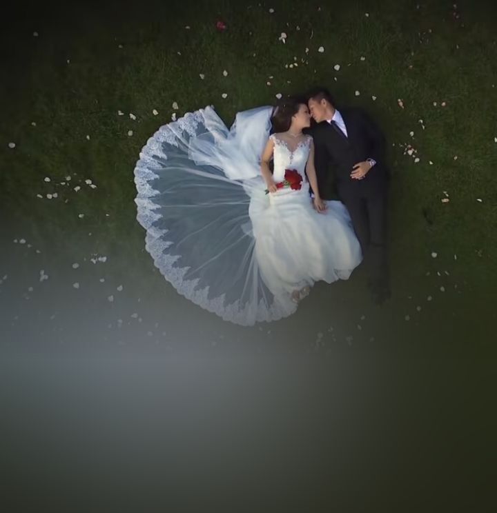 The Wedding Shop Cinematography