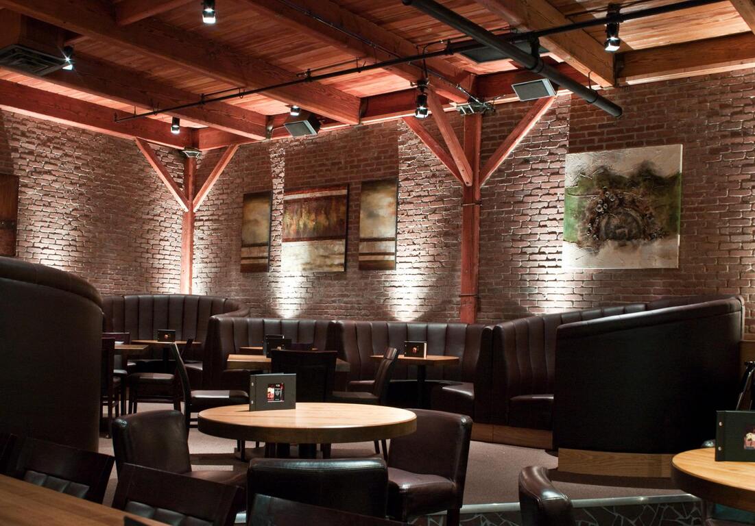 Vons Steakhouse and Oyster Bar