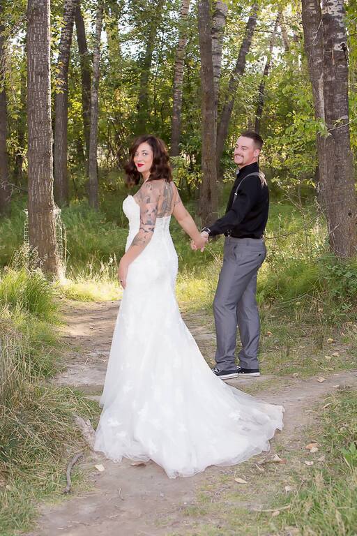 Lorialvarez Photography and Design