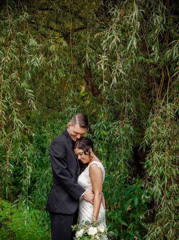 Dessa Maroon Photography