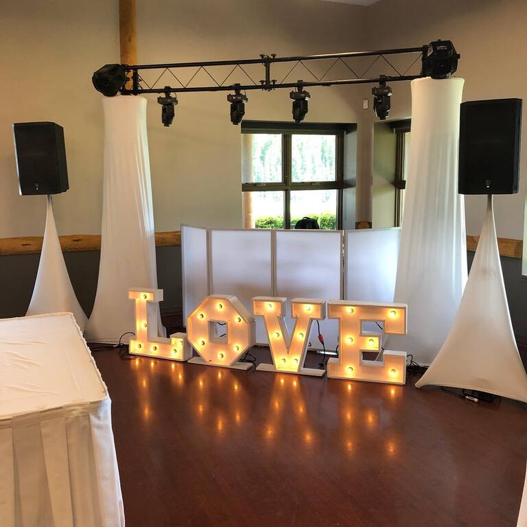 Lux Music Entertainment