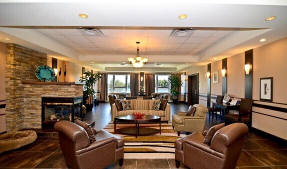 Best Western Plus Chocolate Lake Hotel