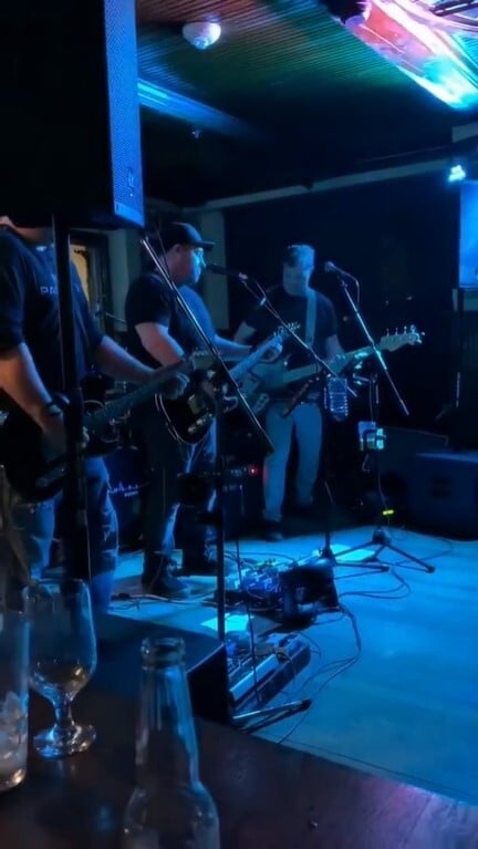 Pulse Radio Band