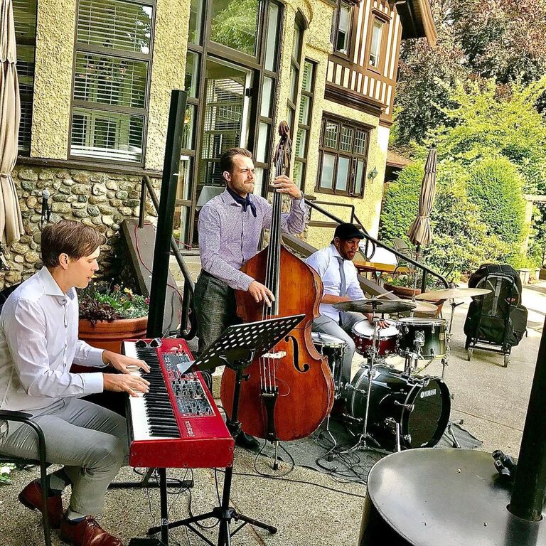 The Phonix Dance Band