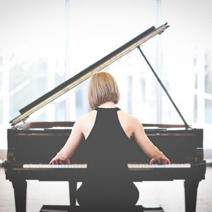 Liz Craig Pianist