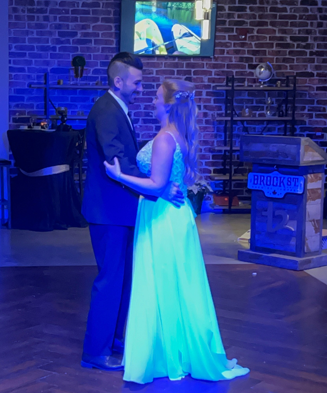 Disc Jockeys Unlimited Band & DJ Toronto Weddinghero.ca