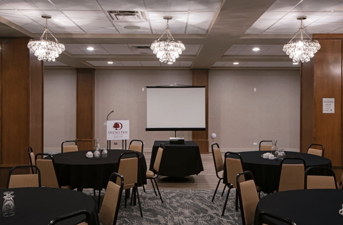 DoubleTree by Hilton Hotel Kamloops