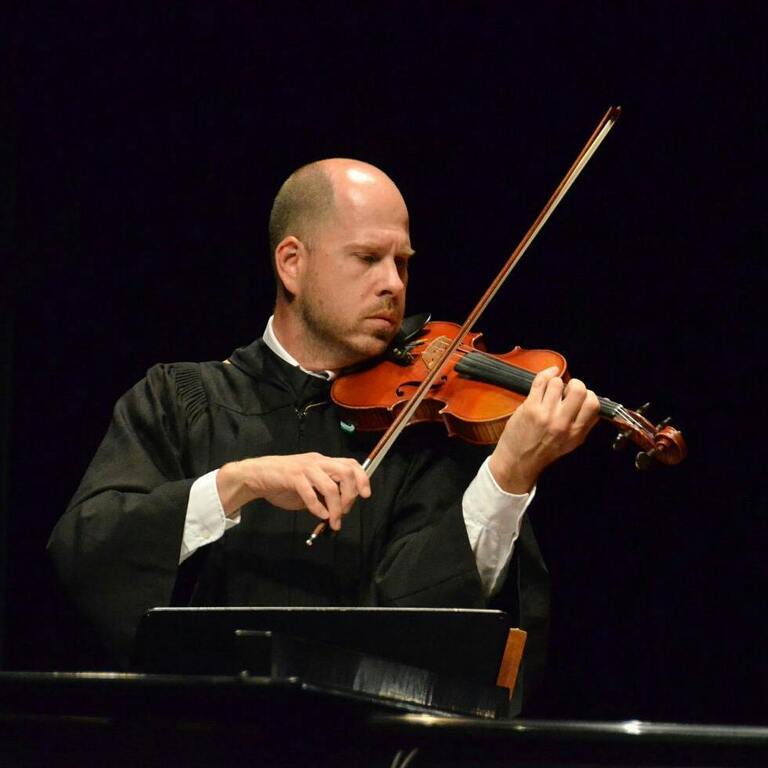 Adam Mikitzel Violinist