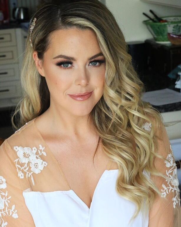 JKglam Makeup and Hair