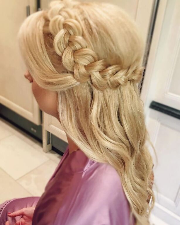 Maya's Makeup and Hairstyling