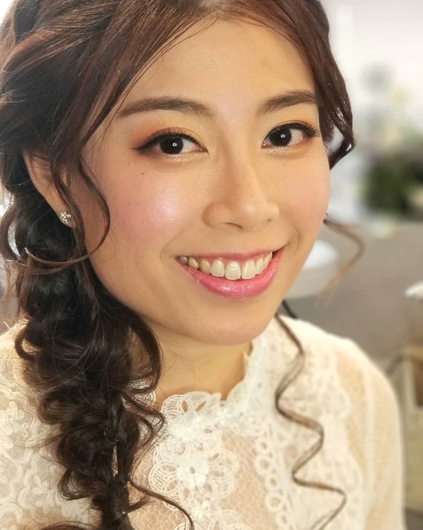 Bridal Secretary Makeup a Hair Design