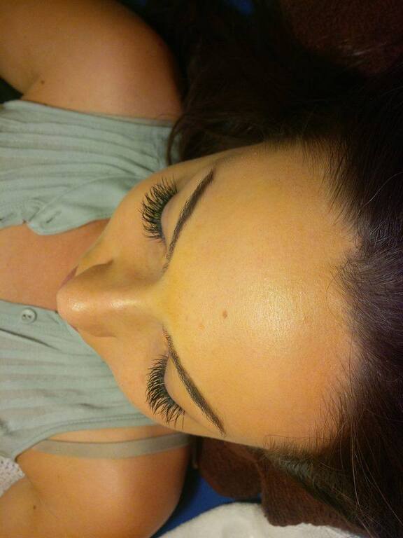 Gorgeous Lashes by Lucy