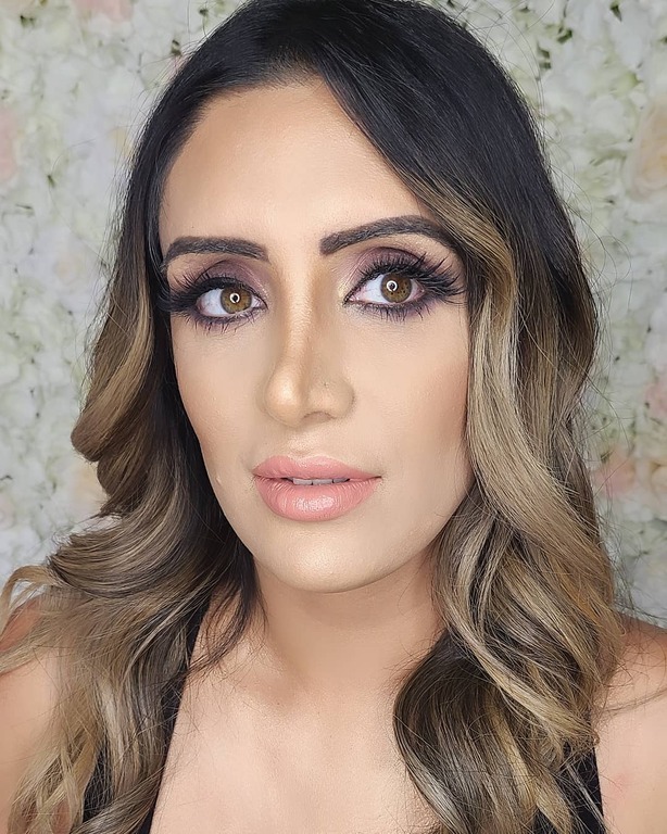 Roma Makeup Artist