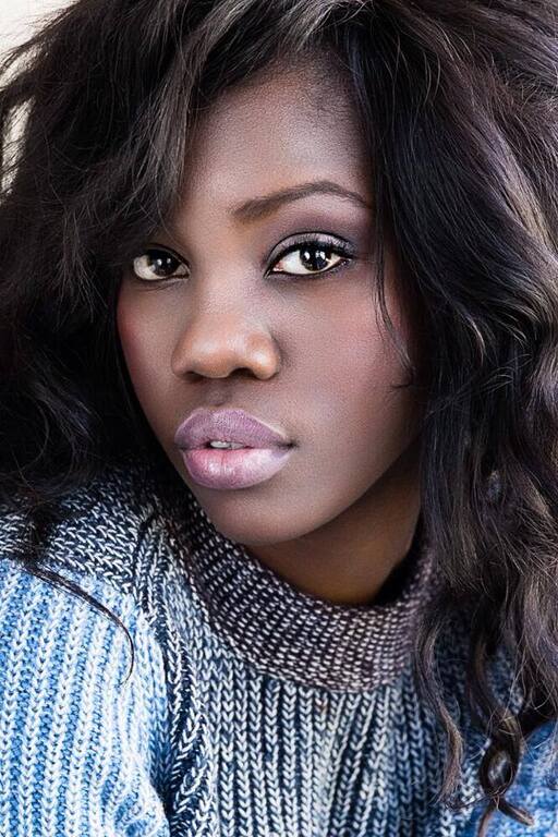 Lola Zee Makeup Artist