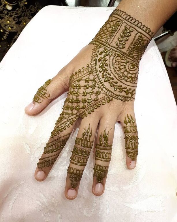 Rimsha Henna