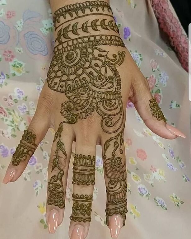 Rimsha Henna