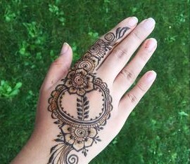 Henna by Momina