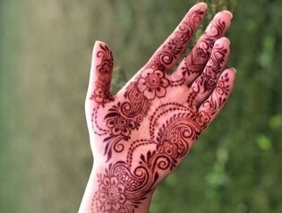 Henna by Momina