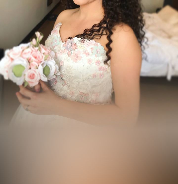 Ladda South Makeup Artist