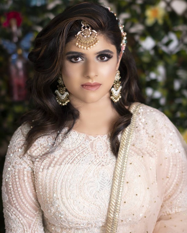 Parry Vig Makeup Artist