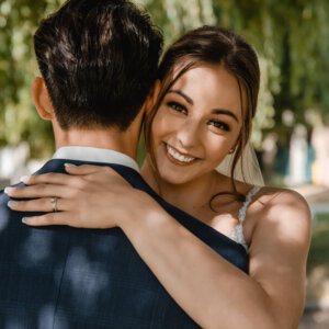 Alison Sun Makeup and Hair