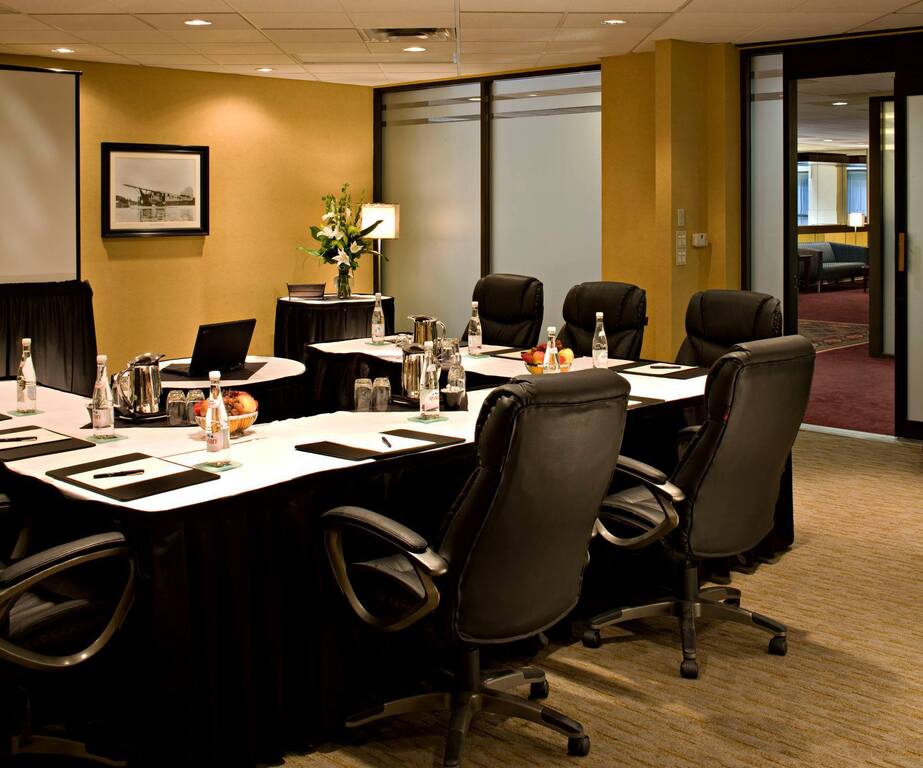 Delta Hotels Calgary Airport