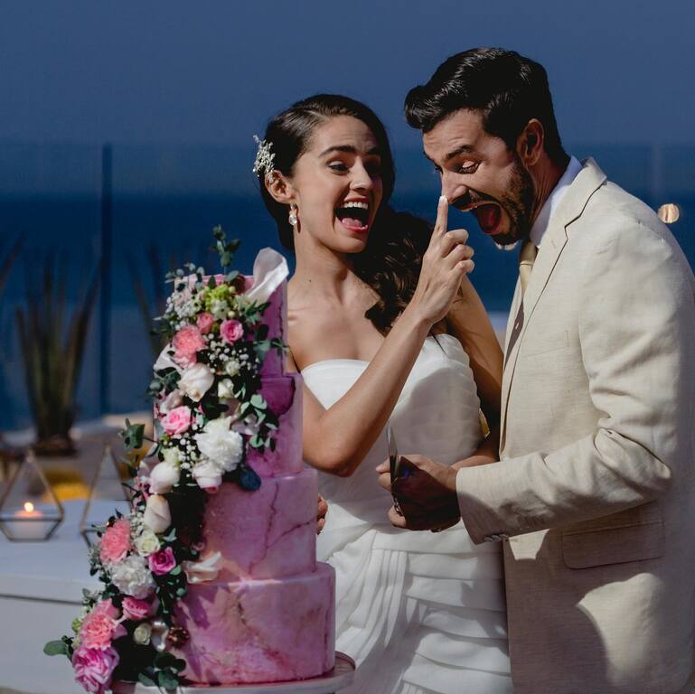 DestinationWeddings.com