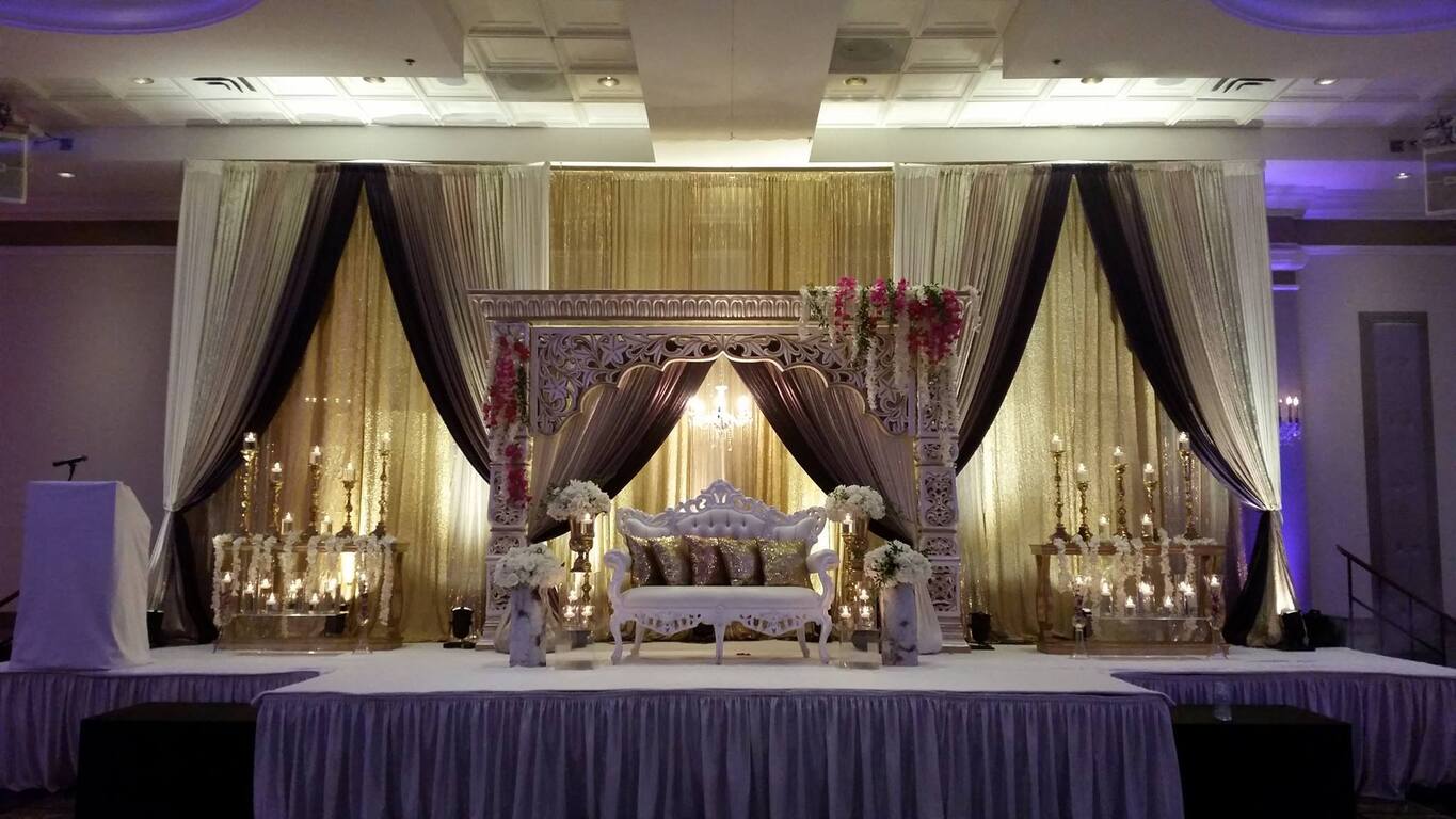 The Happy Couple Wedding Planning