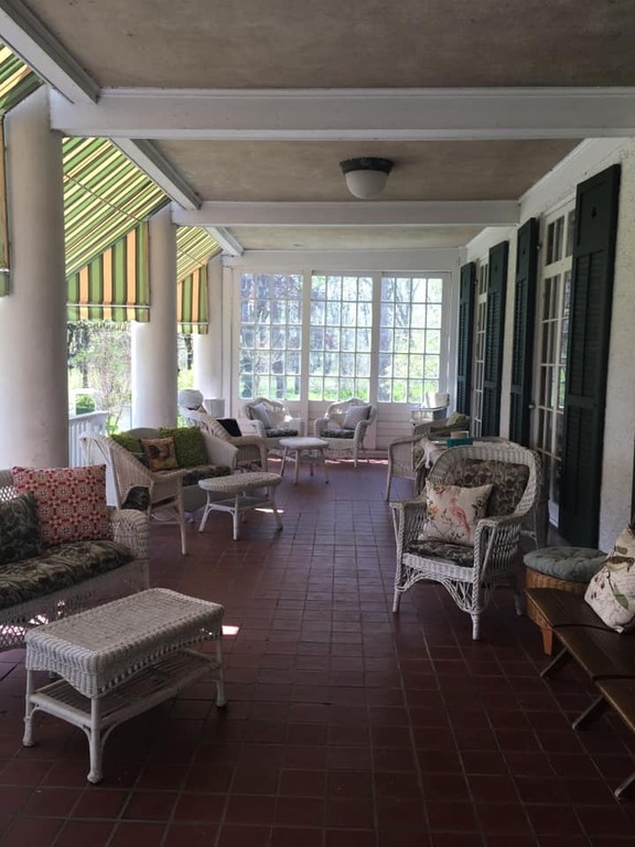 Montrose Inn