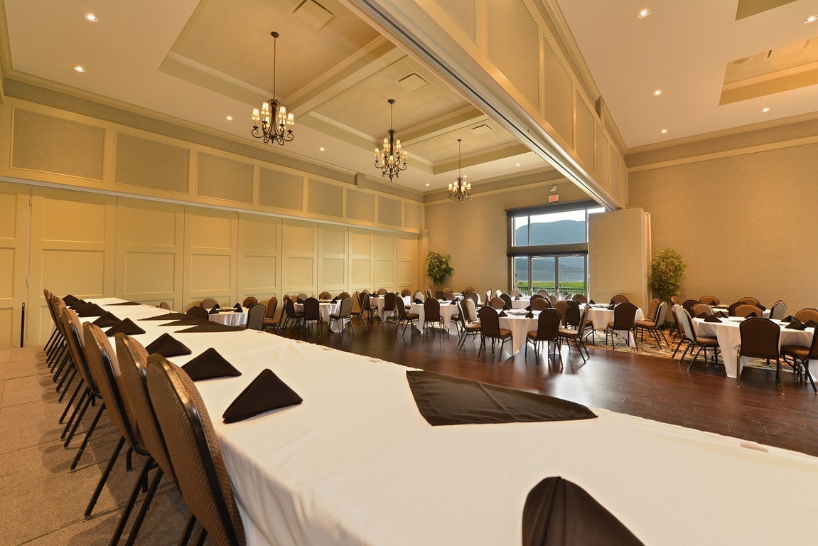 The Prestige Harbourfront Resort