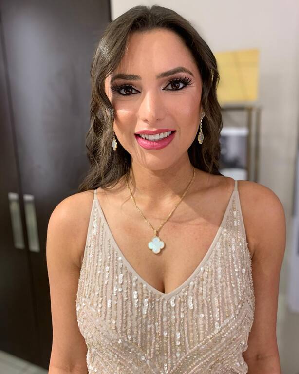 Amal Afoussi Makeup Artist