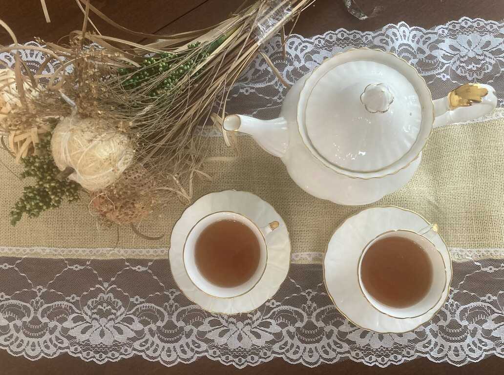 The Travelling Teacups