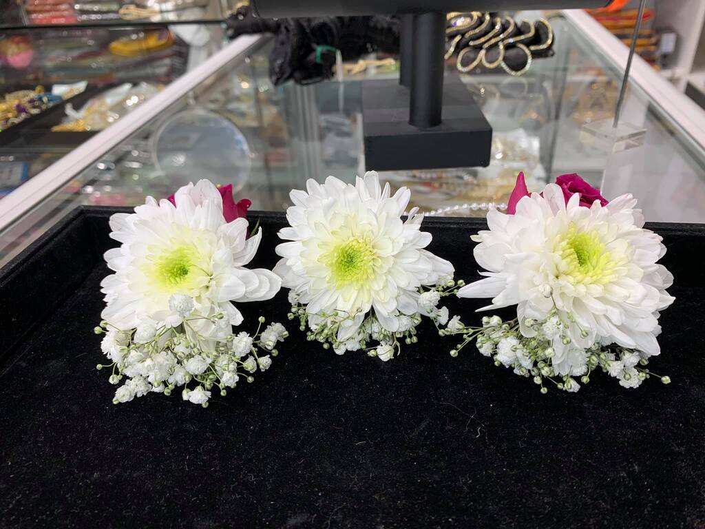 Nafisa Boutiqe and Florist